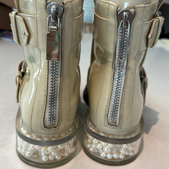 Alexander McQueen Runway Ivory Pearl Diamond Heel Patent Leather Boots Sz 38 - Picture 7 of 11